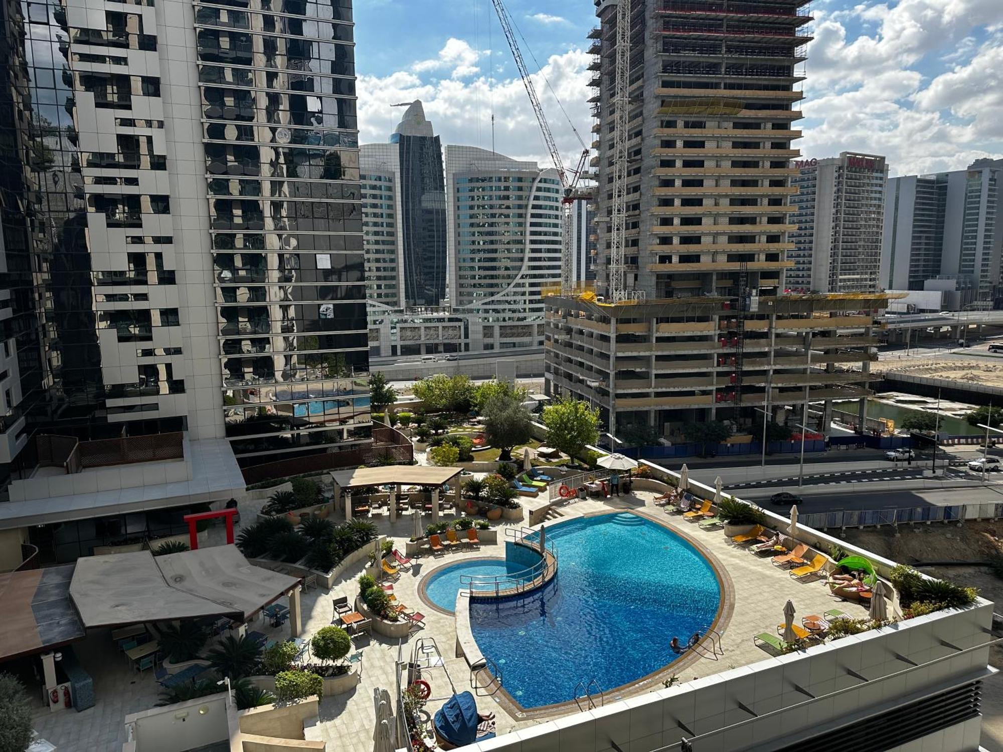 Dunya Tower Luxury And 2 Min Walk To Dubai Mall And Burj Khalifa In Heart Of Downtown Buitenkant foto