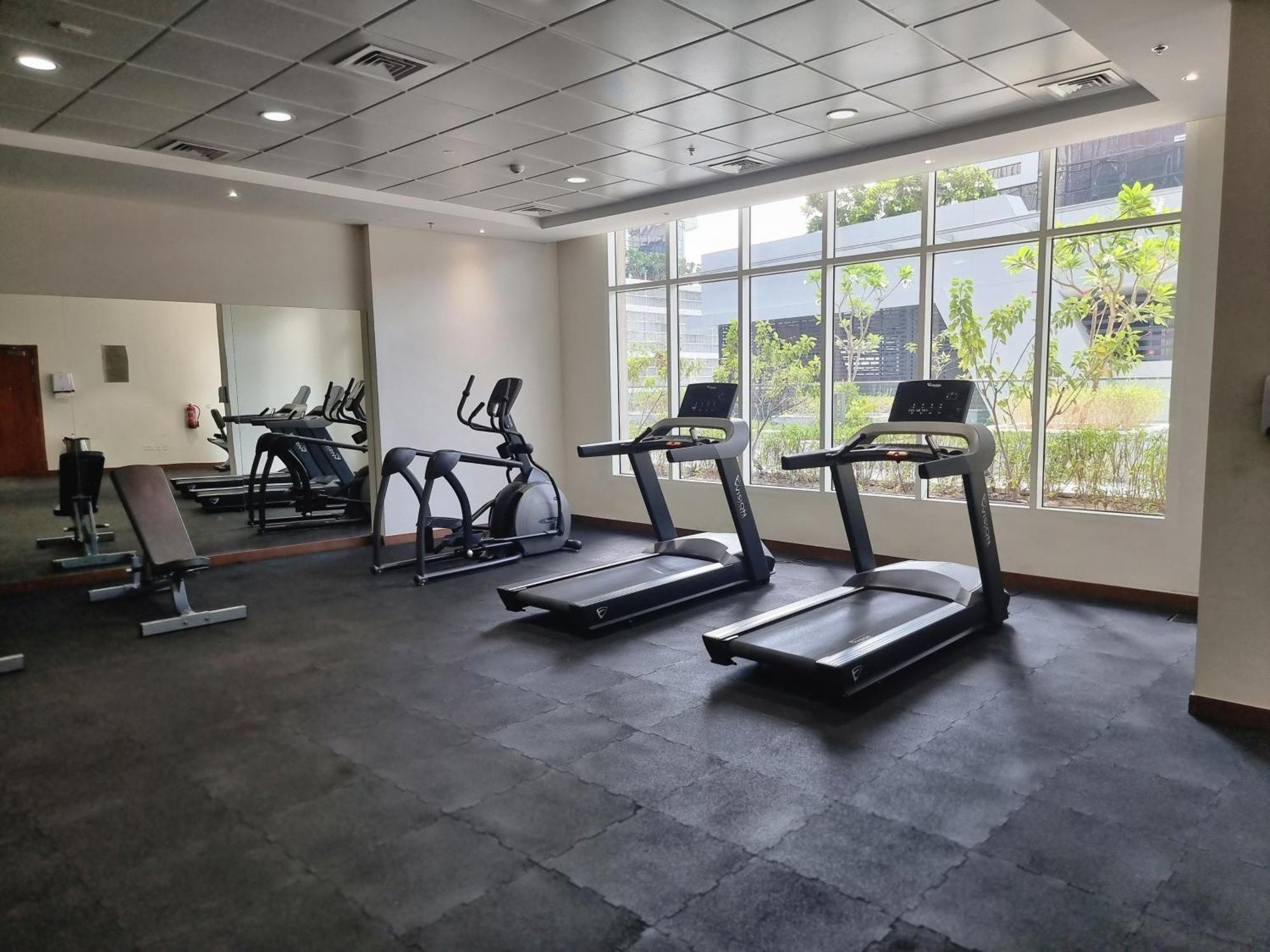 Dunya Tower Luxury And 2 Min Walk To Dubai Mall And Burj Khalifa In Heart Of Downtown Buitenkant foto