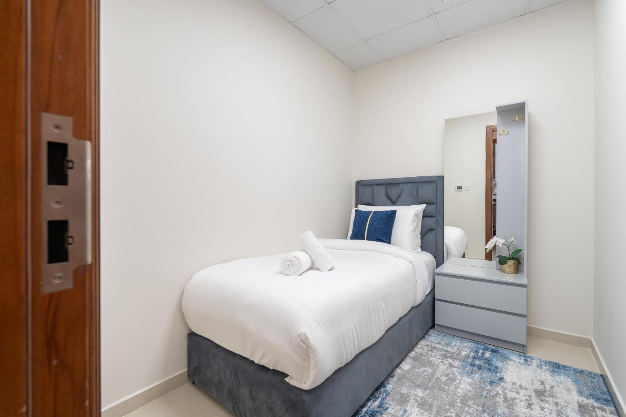 Dunya Tower Luxury And 2 Min Walk To Dubai Mall And Burj Khalifa In Heart Of Downtown Buitenkant foto